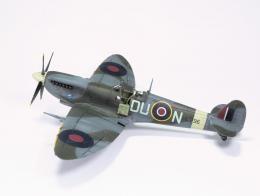 Spitfire Mk.IXc late-02.jpg