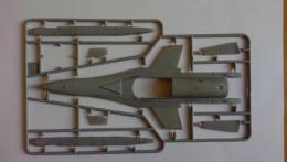 Skale Wings f-16d-sprue2.jpg