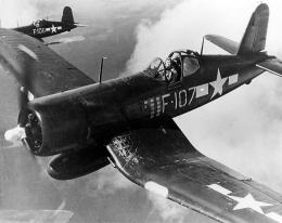 F4U-1D_Corsair_F-107_of_VMF-224_flown_by_Capt_Delong.thumb.jpg.10e0c5e4f6bc967d26b5938cc4fb98fb.jpg