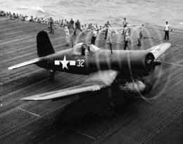 F4U-1D_VMF-124_USS_Essex_December_28_1944.thumb.jpg.0e315efdec251ec175bf0c97c02b773b.jpg